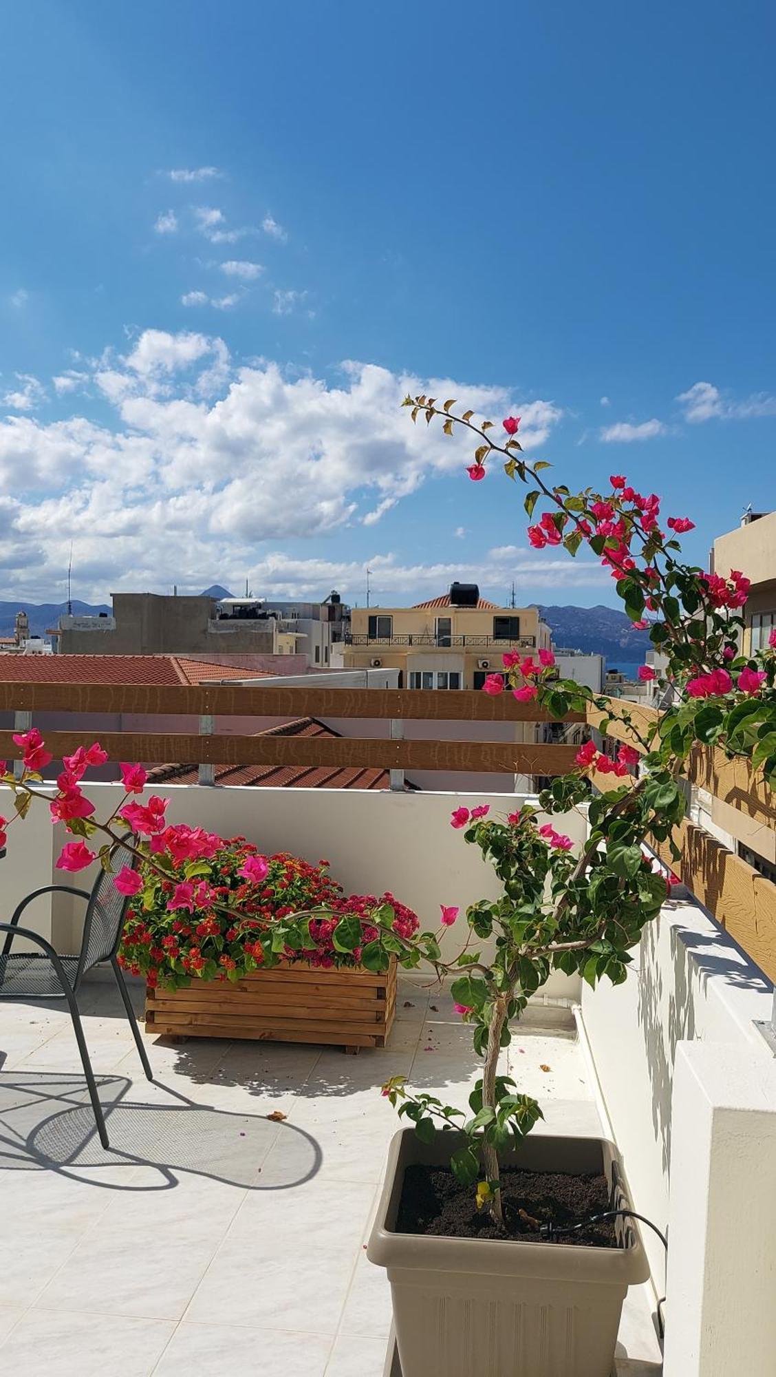 The Little Big Apartment In The Heart Of Heraklion Ngoại thất bức ảnh